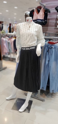 مركز اليزيدي بلازا
